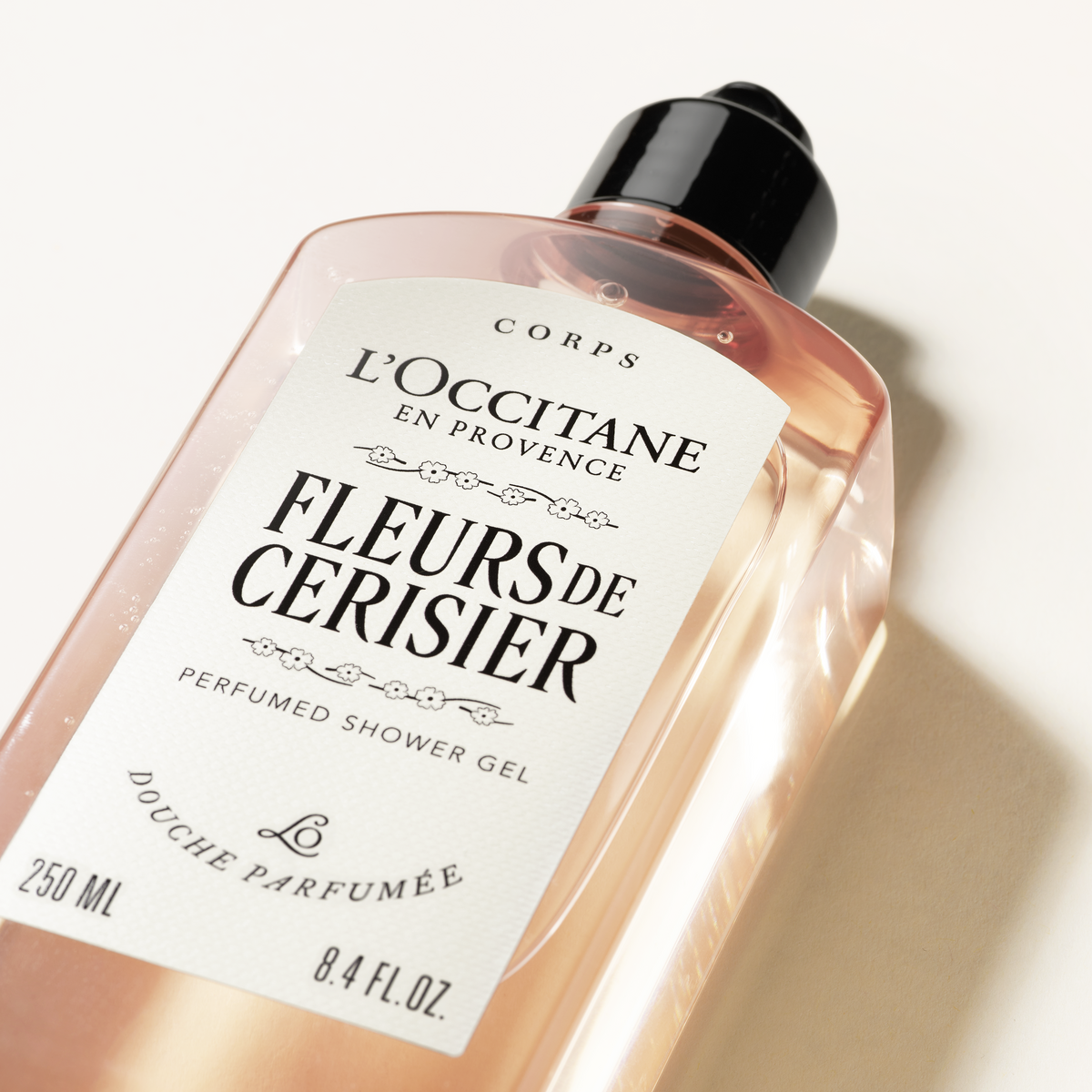 Fleurs De Cerisier Perfumed Shower Gel (Millistærð)