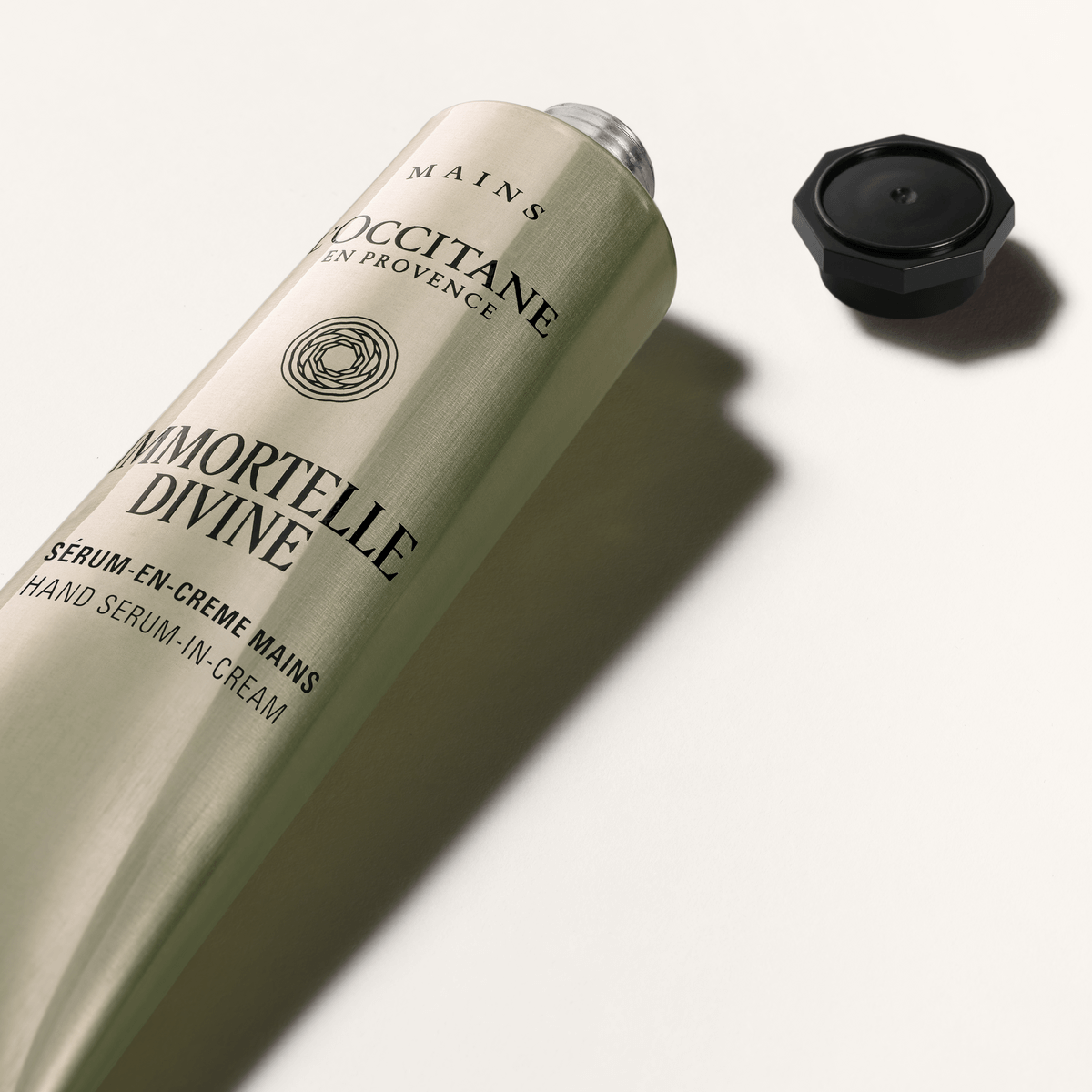 Immortelle Divine Hand Serum-in-Cream